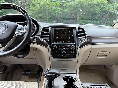 White 2014 Jeep Grand Cherokee Overland