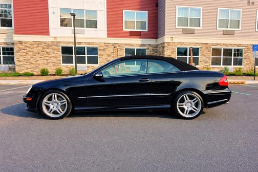Black 2008 Mercedes-Benz CLK-Class CLK550