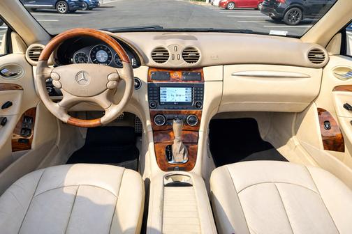 Black 2008 Mercedes-Benz CLK-Class CLK550