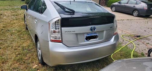 Silver 2011 Toyota Prius II