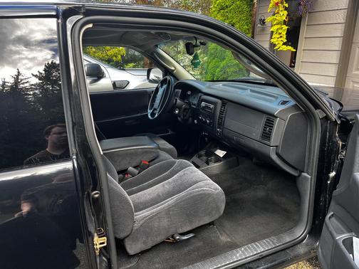Black 2004 Dodge Dakota SLT Club Cab
