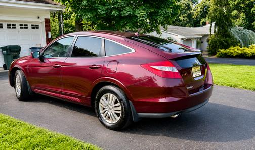 Red 2012 Honda Crosstour EX