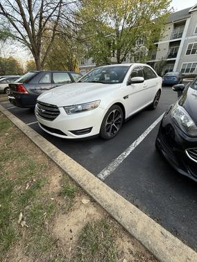 2015 Ford Taurus SEL