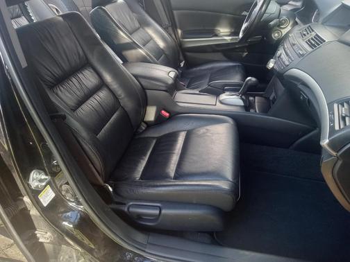 Black 2009 Honda Accord EX-L