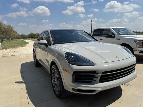 2023 Porsche Cayenne Cayenne Platinum Edition