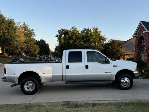 1999 Ford F-350 XLT Crew Cab Super Duty DRW