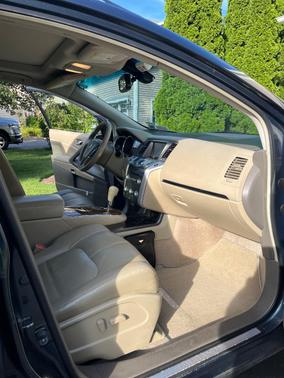 Blue 2014 Nissan Murano LE