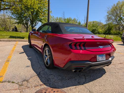 2024 Ford Mustang EcoBoost Premium