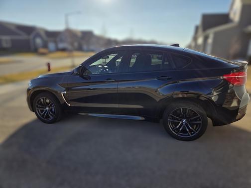 2015 BMW X6 M Base