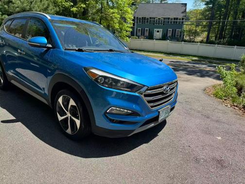 Blue 2018 Hyundai TUCSON Limited