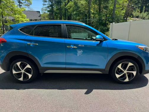 Blue 2018 Hyundai TUCSON Limited
