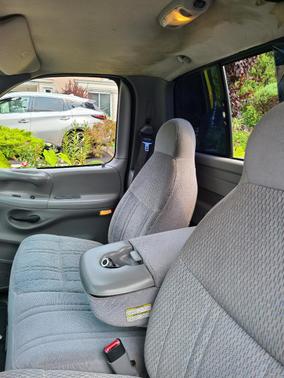Black 1997 Ford F-150 XLT