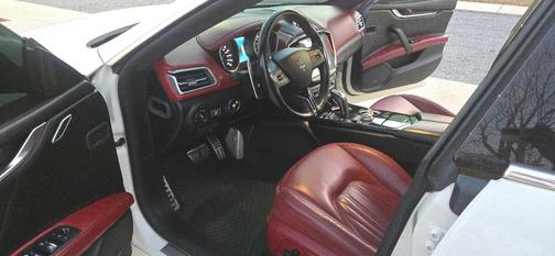 2019 Maserati Ghibli Base