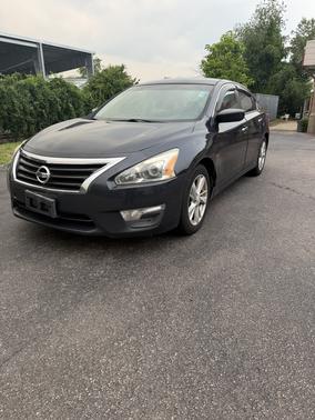 Blue 2013 Nissan Altima 2.5 SV