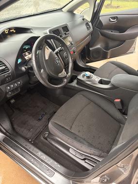 Gray 2015 Nissan Leaf S