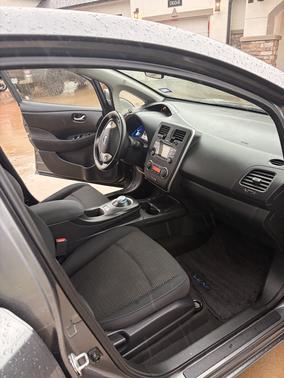Gray 2015 Nissan Leaf S