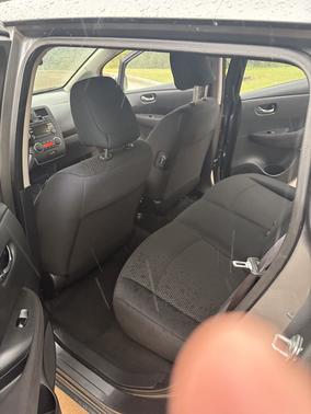 Gray 2015 Nissan Leaf S