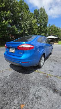 Blue 2016 Ford Fiesta SE