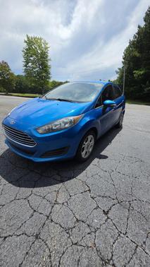 Blue 2016 Ford Fiesta SE