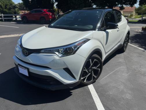 2019 Toyota C-HR XLE