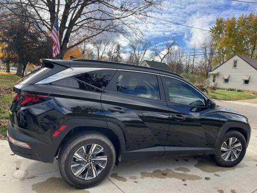 2024 Hyundai TUCSON Hybrid Blue