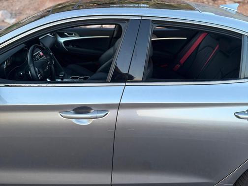 Gray 2022 Genesis G70 3.3T