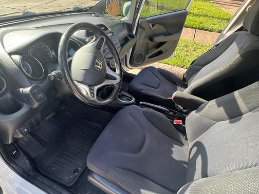 White 2013 Honda Fit Sport