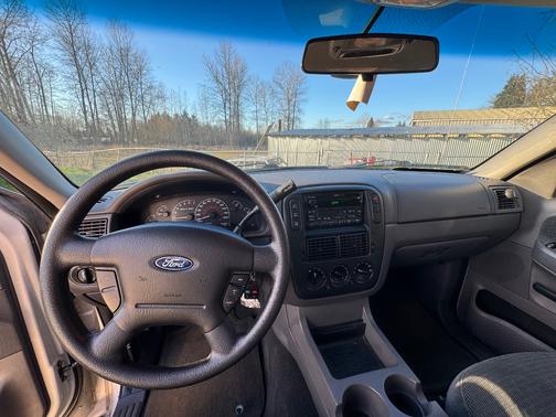 Silver 2002 Ford Explorer XLT