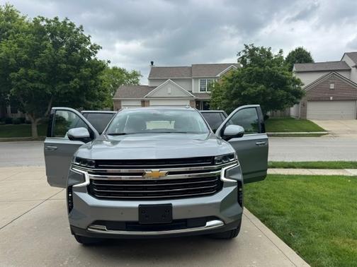 Gray 2024 Chevrolet Tahoe LT