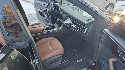 2023 Audi Q8 55 Premium Plus