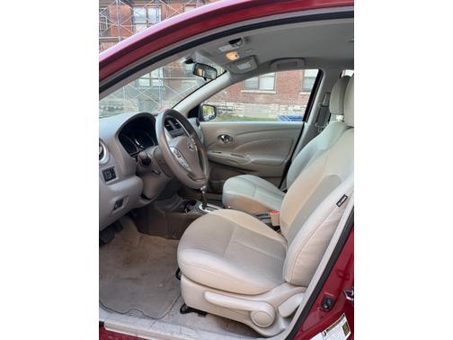 2015 Nissan Versa 1.6 SV