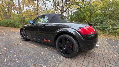 Black 2001 Audi TT Roadster quattro