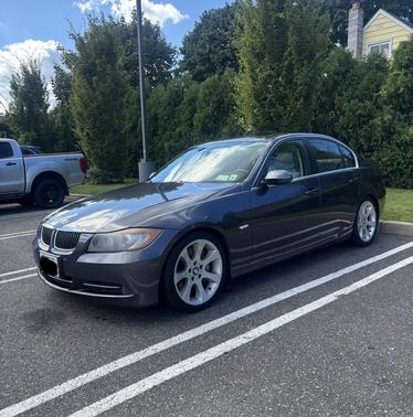 Gray 2007 BMW 335 i