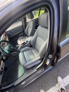 Gray 2007 BMW 335 i