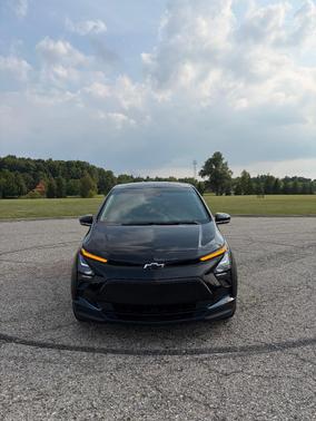 Black 2022 Chevrolet Bolt EV 2LT