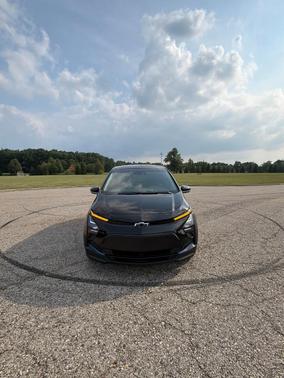 Black 2022 Chevrolet Bolt EV 2LT