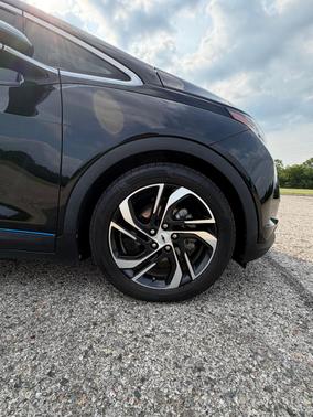 Black 2022 Chevrolet Bolt EV 2LT