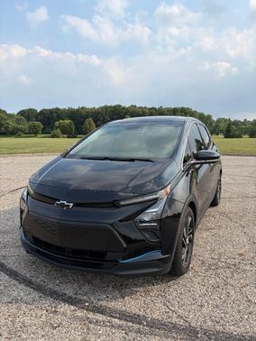 Black 2022 Chevrolet Bolt EV 2LT