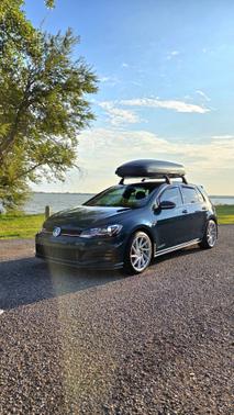 2019 Volkswagen Golf GTI 2.0T SE 4-Door