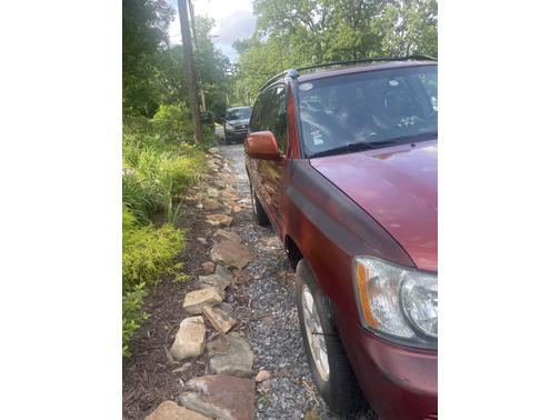 2003 Toyota Highlander Base