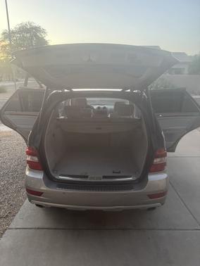 Silver 2009 Mercedes-Benz M-Class ML 350 4MATIC