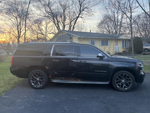 Black 2015 Chevrolet Suburban 1500 LTZ