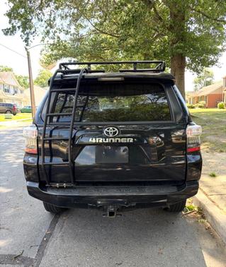 Black 2019 Toyota 4Runner SR5