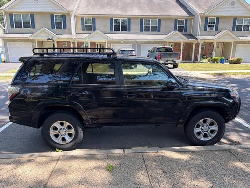 Black 2019 Toyota 4Runner SR5