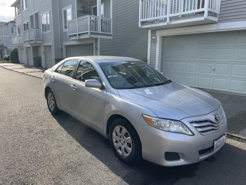 2011 Toyota Camry LE