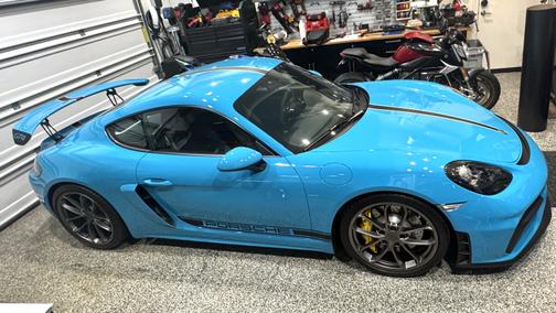 2021 Porsche 718 Cayman GT4