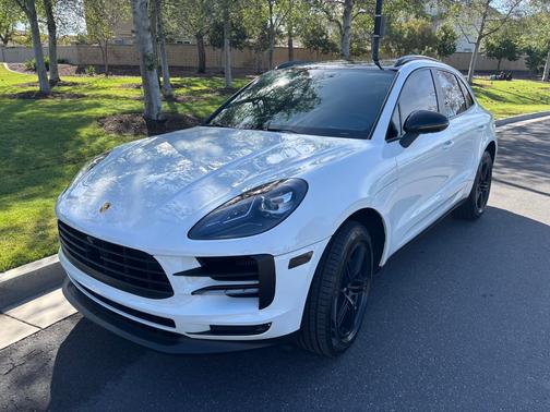 2019 Porsche Macan Macan S