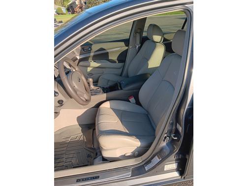 2013 INFINITI G37 x