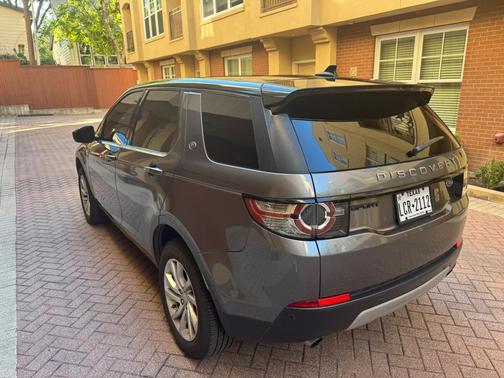 Gray 2016 Land Rover Discovery Sport HSE