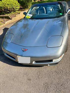 2004 Chevrolet Corvette Base